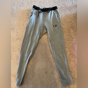 Gray Nike Fleece Sweatpants w/ Zipper Pocket